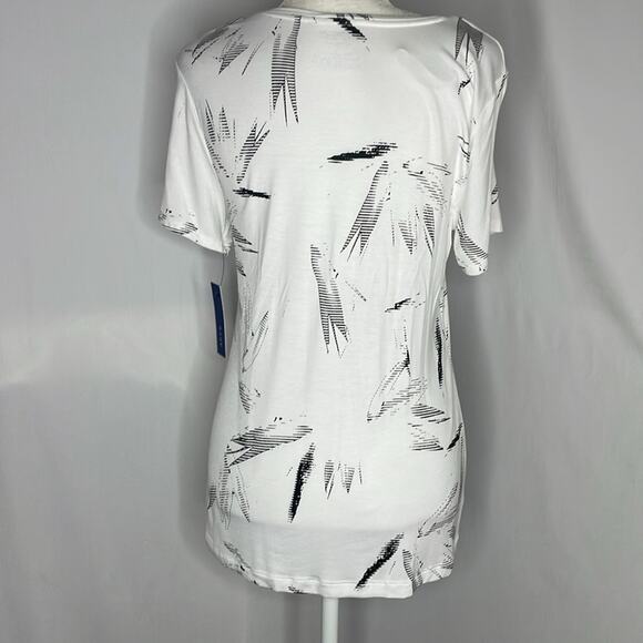 NWT apt 9 white printed t shirt - Picture 4 of 5